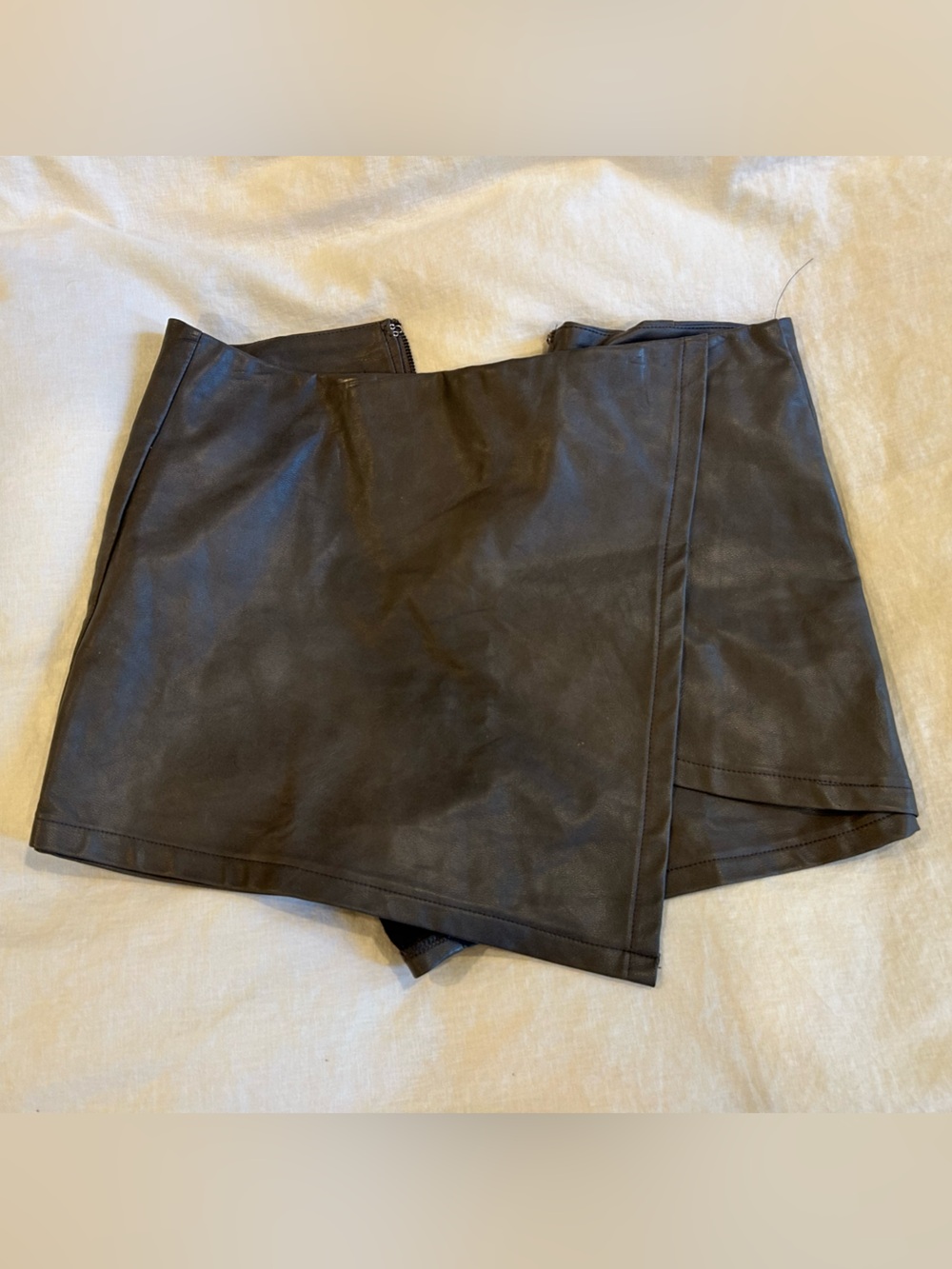 fab'rik Gray Faux Leather Mini Skirt with Side Zip